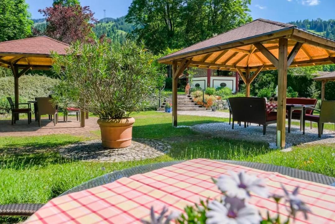Alpenhof Hotel ไบริชเซลล์ ภายนอก รูปภาพ